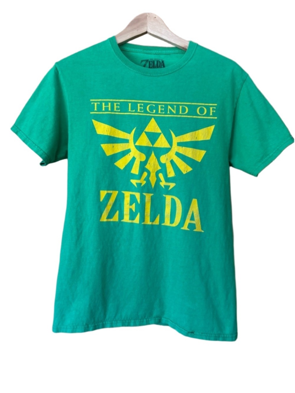 The Legend of Zelda Triforce Crest Green and Yellow Graphic Tee size small